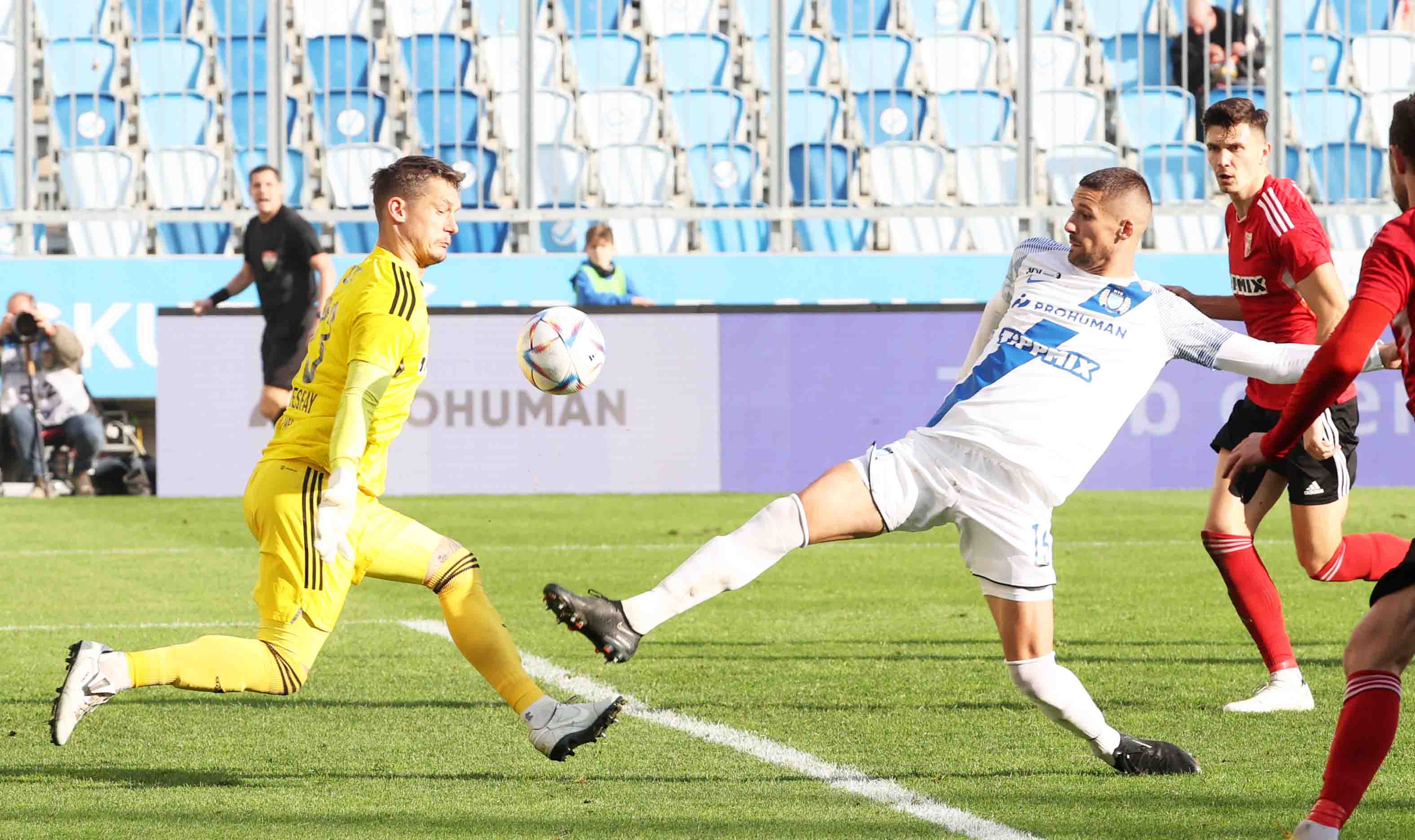 Képgaléria: MTK Budapest - PMFC 1-1