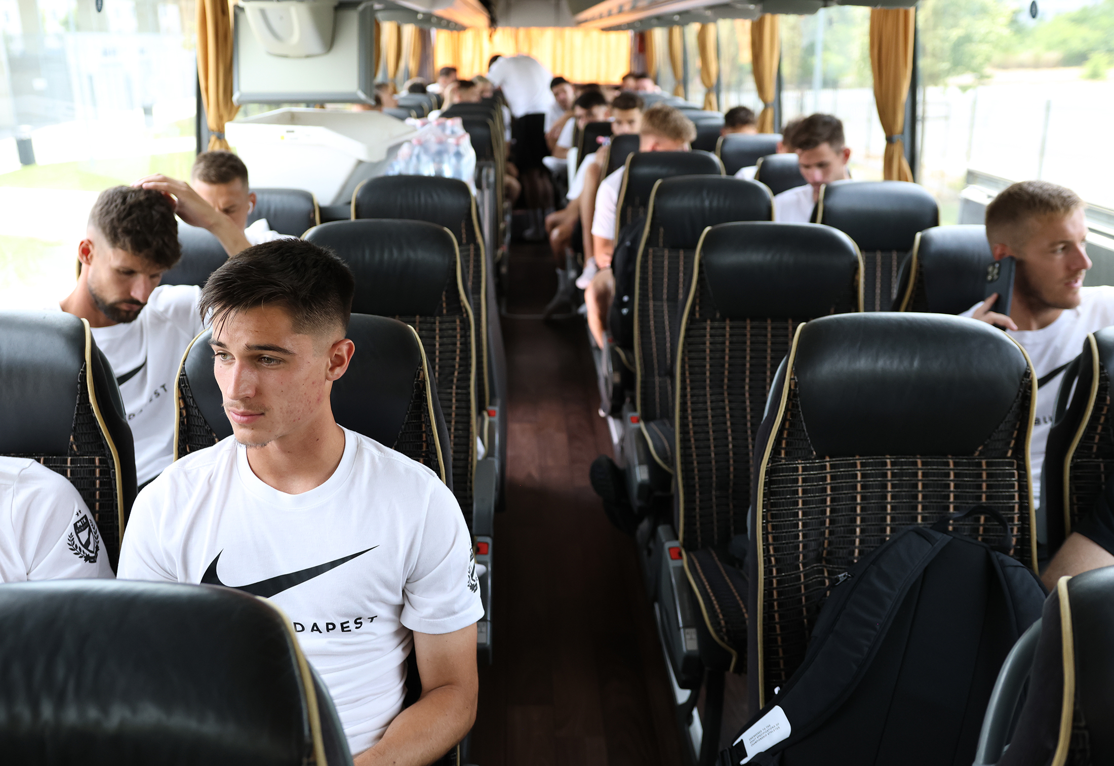 Képgaléria: elindult a csapat az edzőtáborba
